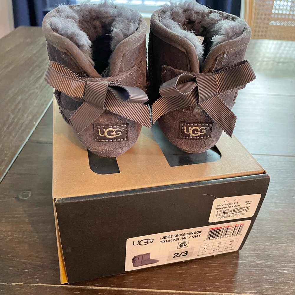 ****SOLD***Baby girl Jesse Uggs